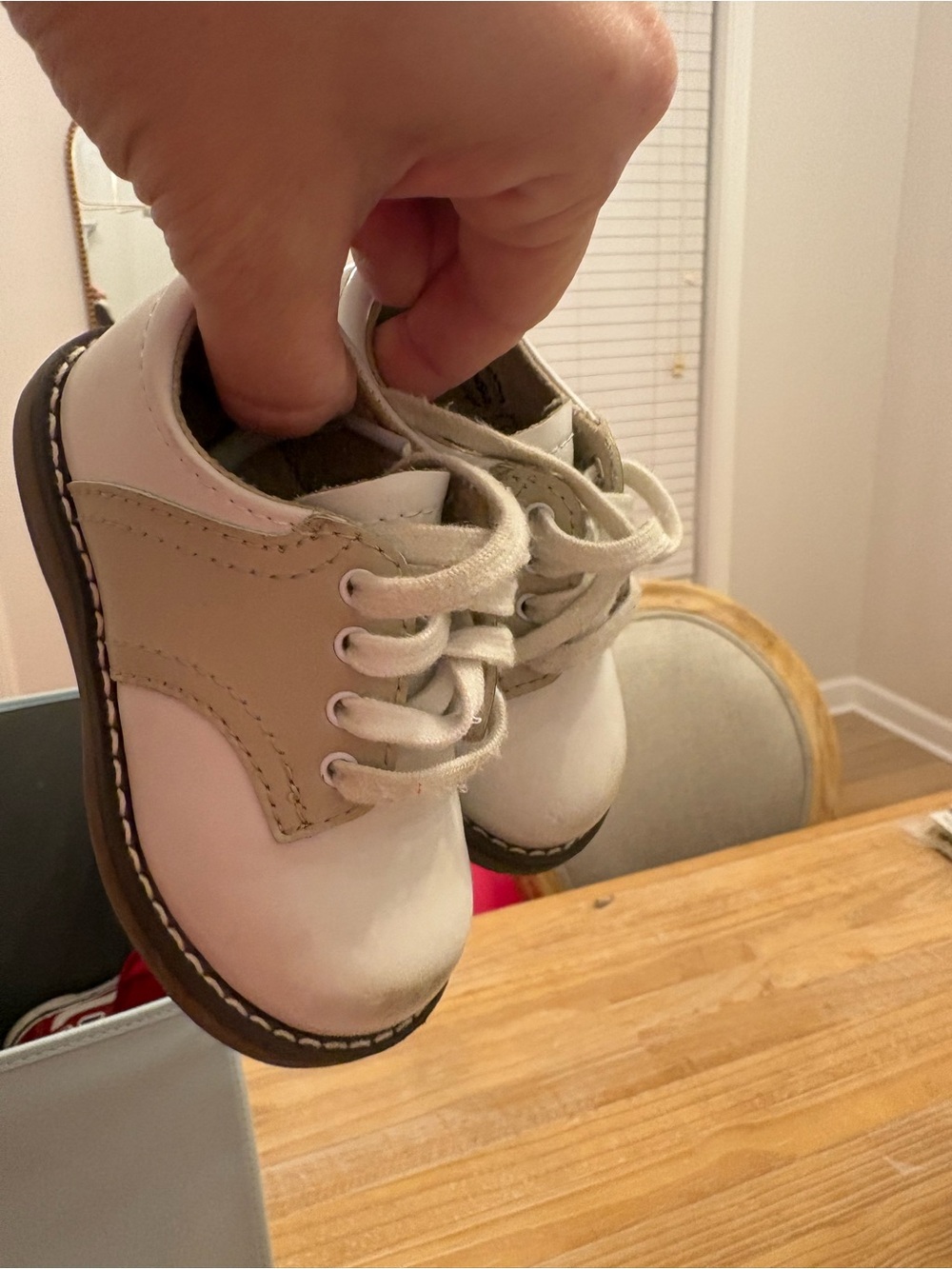 FootMates White and Tan Kids Lace-Up Dress Shoes